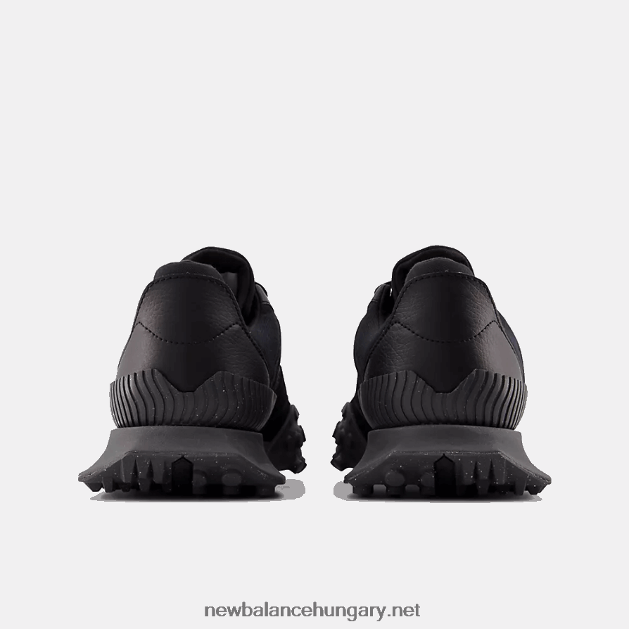 New Balance 6XH8F0259 egynemű xc72