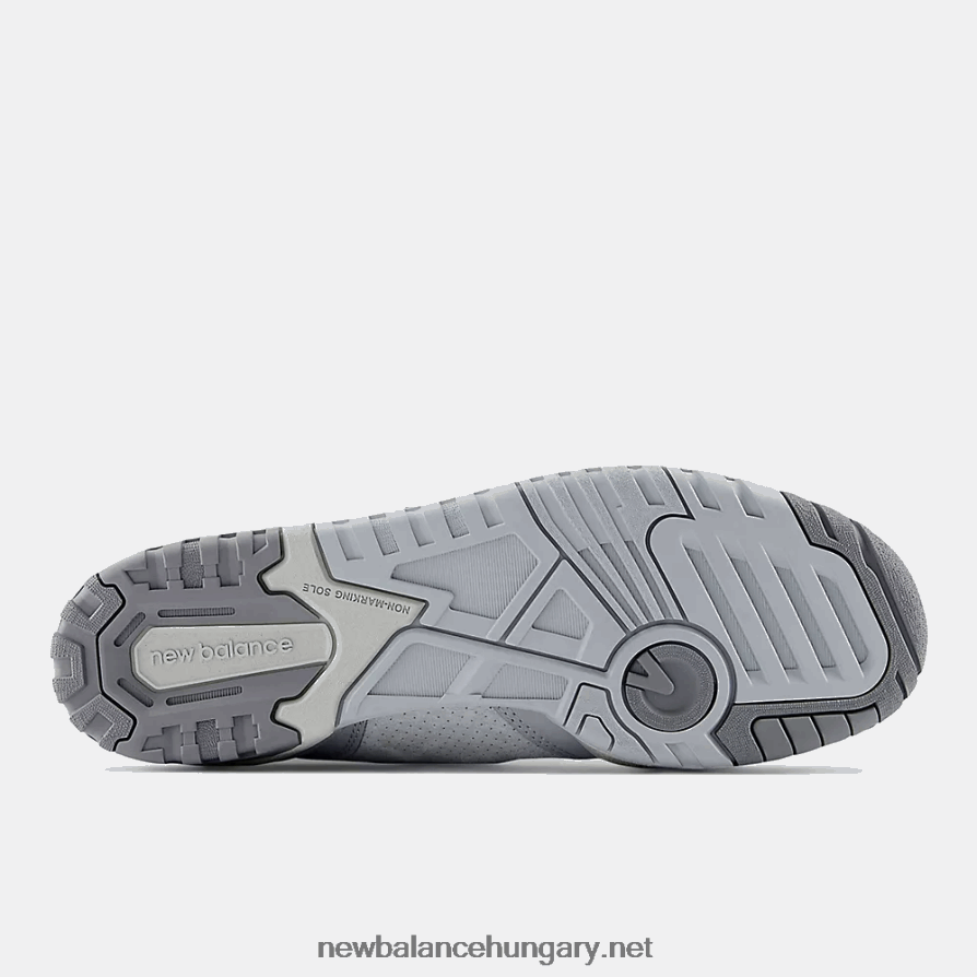 New Balance 6XH8F0943 férfiak 650