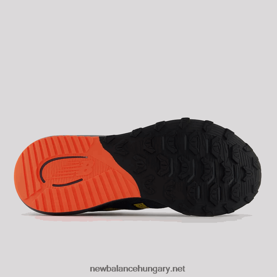 New Balance 6XH8F0167 férfiak dynasoft nitrel v4