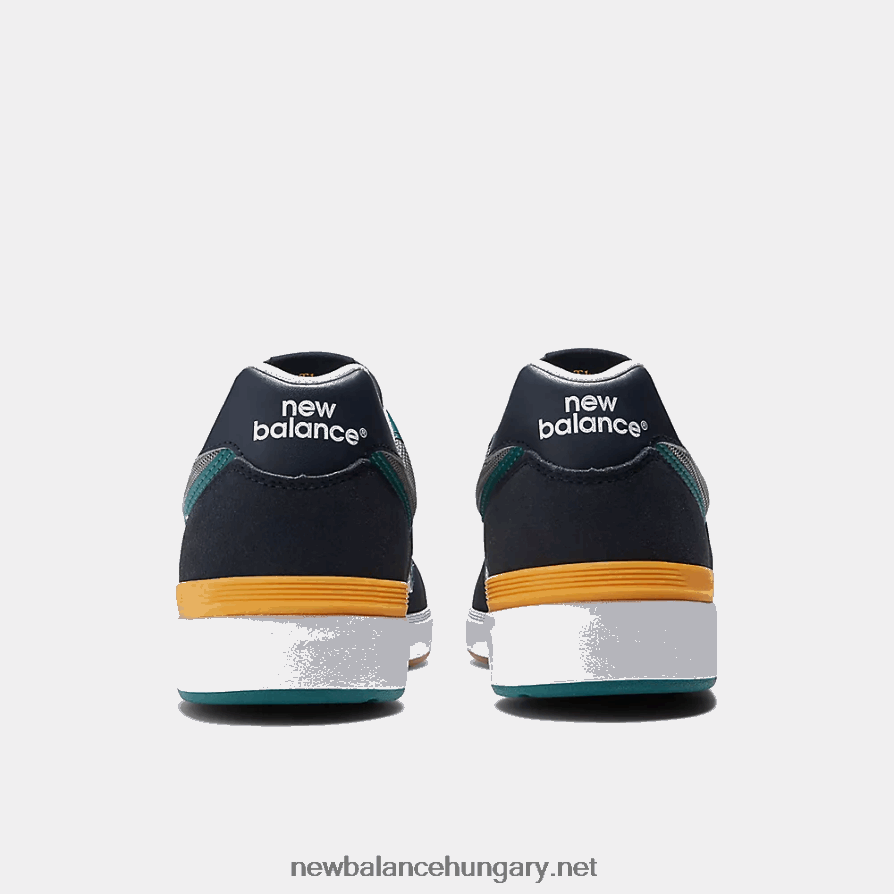 New Balance 6XH8F06367 férfiak ct574