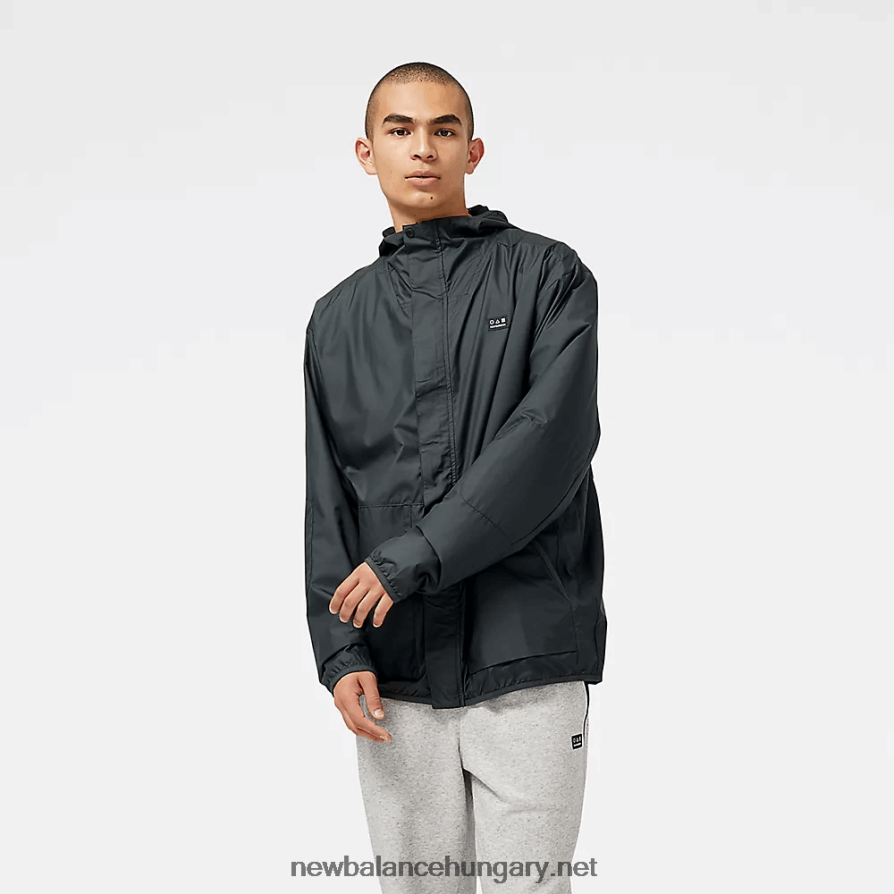 New Balance 6XH8F01824 férfiak szőtt kabátnál