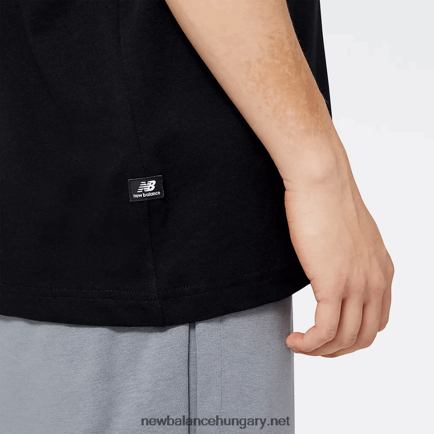 6XH8F02121 férfiak nb essentials grafikus póló