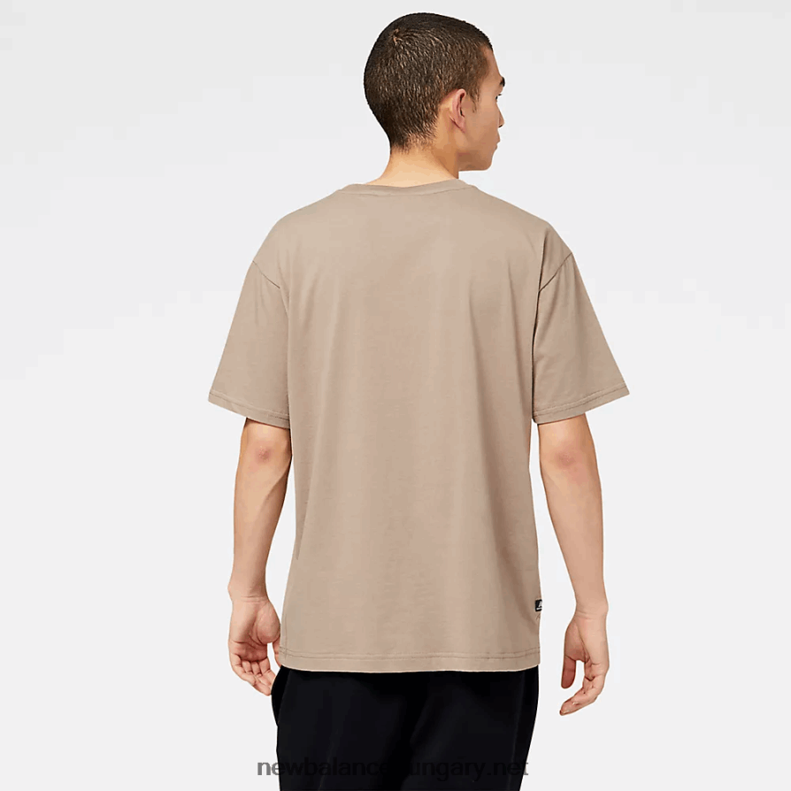 6XH8F06588 férfiak nb essentials grafikus póló