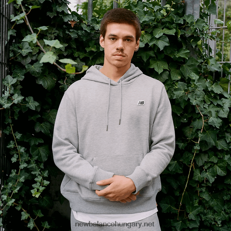 6XH8F01605 férfiak nb kis logós pulcsi