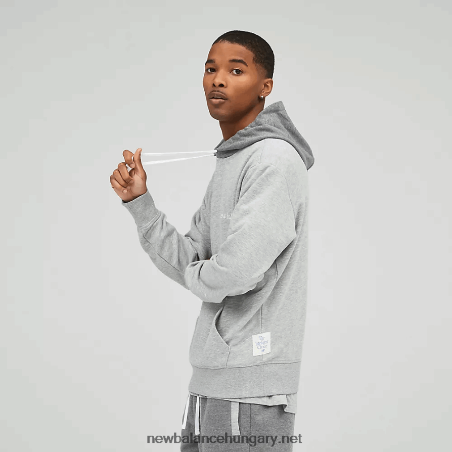 6XH8F01977 férfiak nb essentials new balance pulóver