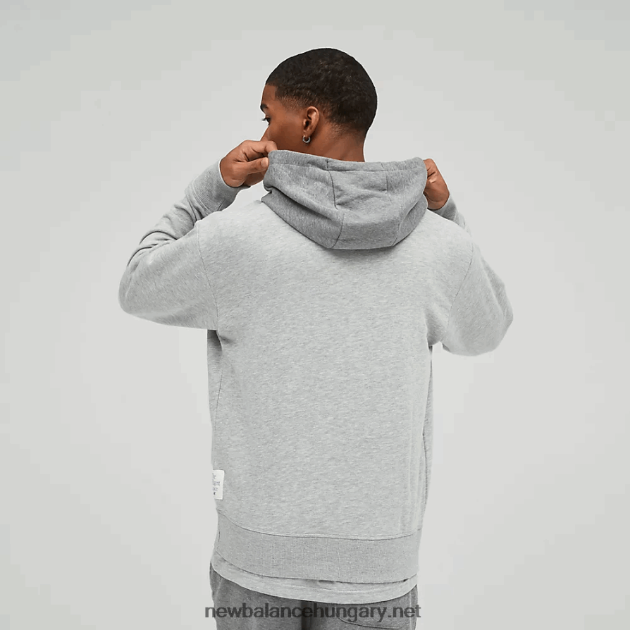 6XH8F01977 férfiak nb essentials new balance pulóver