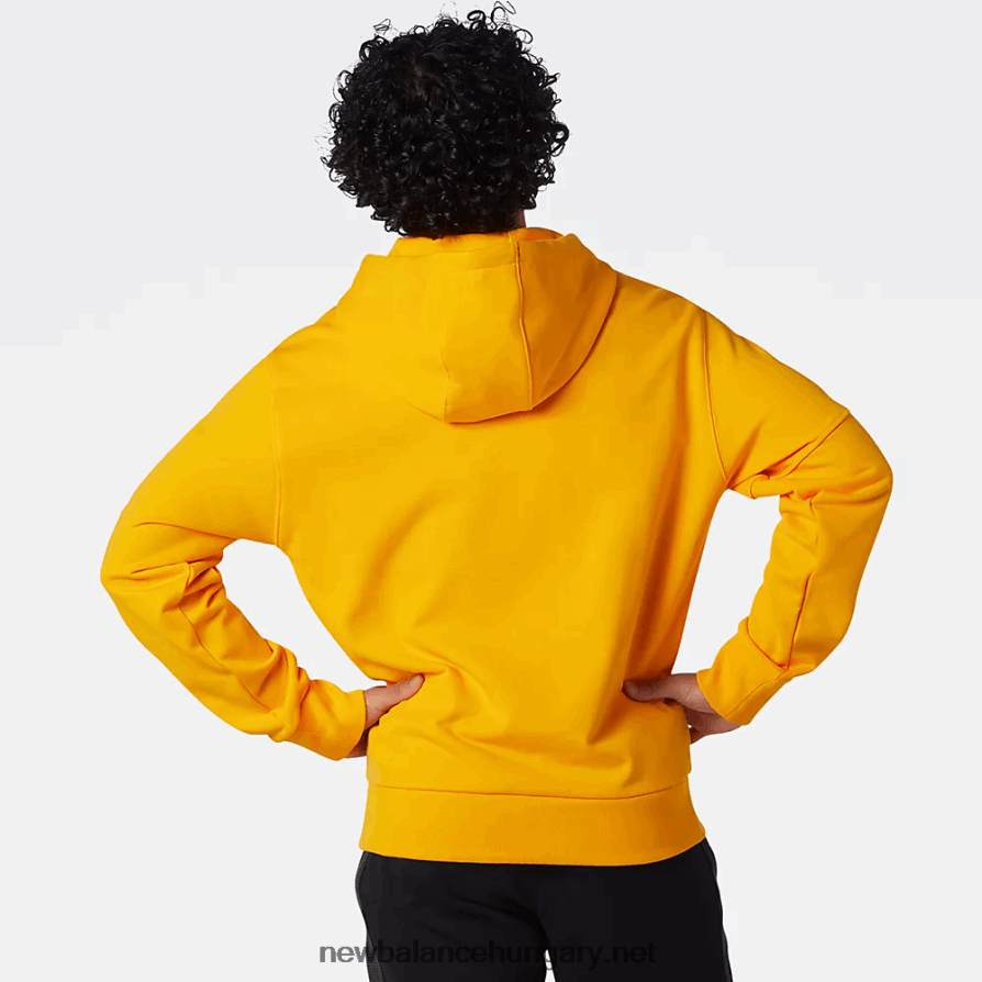 6XH8F02232 férfiak nb pulcsinál