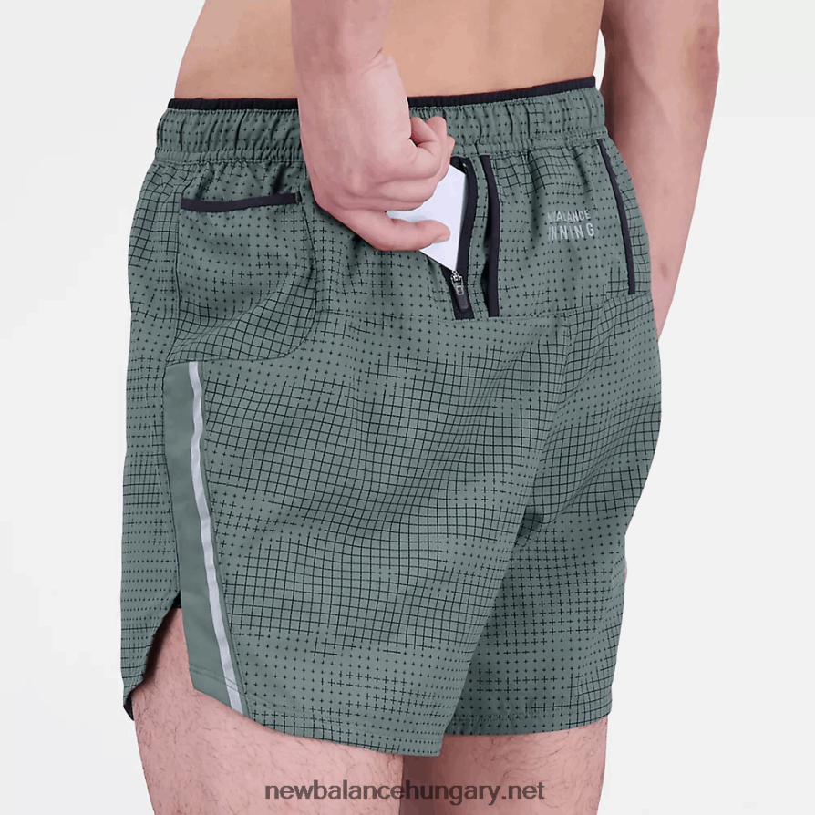 New Balance 6XH8F04819 férfiak nyomtatott ütési futás 5 hüvelyk rövid